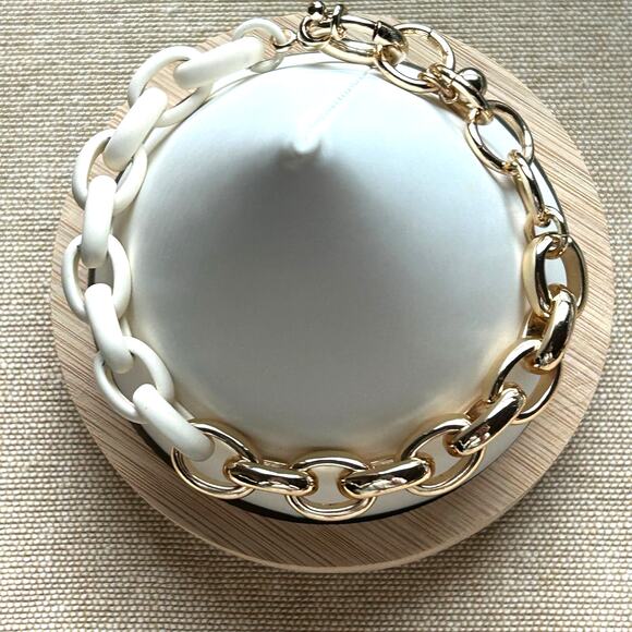 Chico's Gold Tone and White Chunky Link Bracelet - Picture 4 of 6